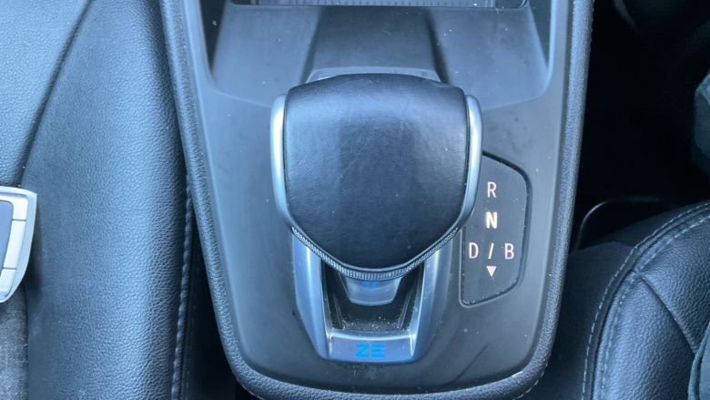 Renault Zoe 100kW GT Line + R135 50kWh Rapid Charge 5dr Auto Electric Hatchback